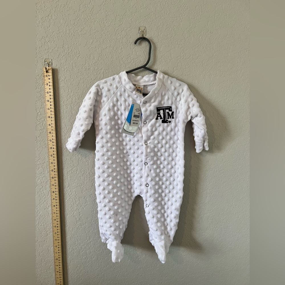 NWT Little King A&M Sleeper